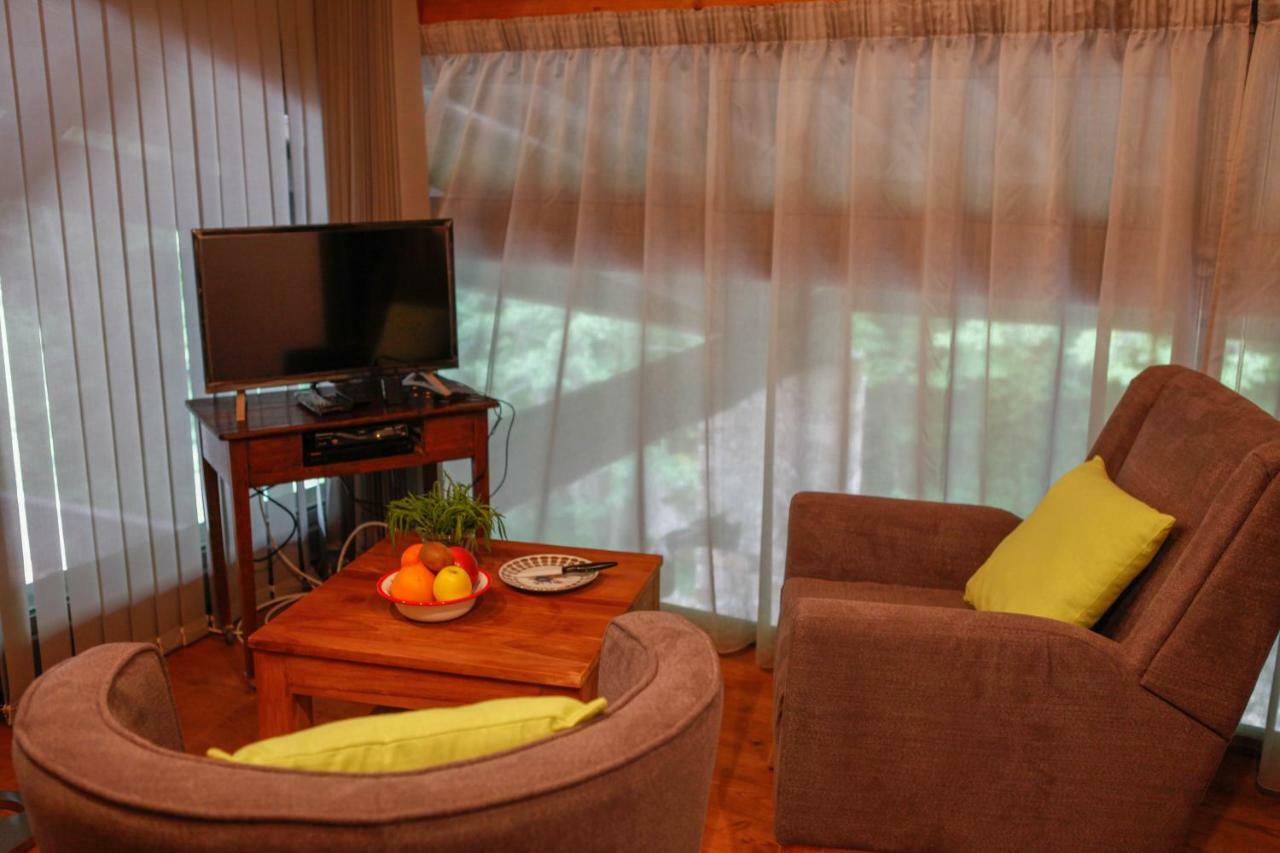 Bed and Breakfast Moulin D'Entre Les Roches Puivert Exterior foto