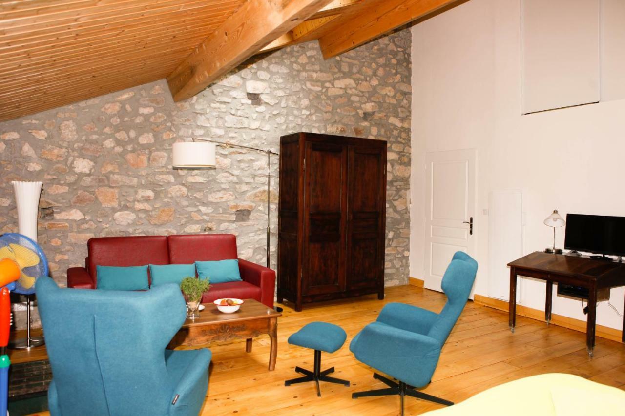 Bed and Breakfast Moulin D'Entre Les Roches Puivert Exterior foto